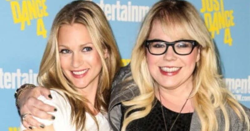 ajcookdaily's tweet photo. aj cook &amp; kirsten vangsness https://t.co/42lS3YCVr6