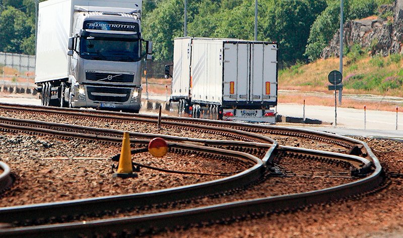 📛 Carreteras obliga al #transporte especial a justificar el uso de la #carretera en lugar del #ferrocarril
Más ℹ️ ow.ly/rMVc50GYH3P