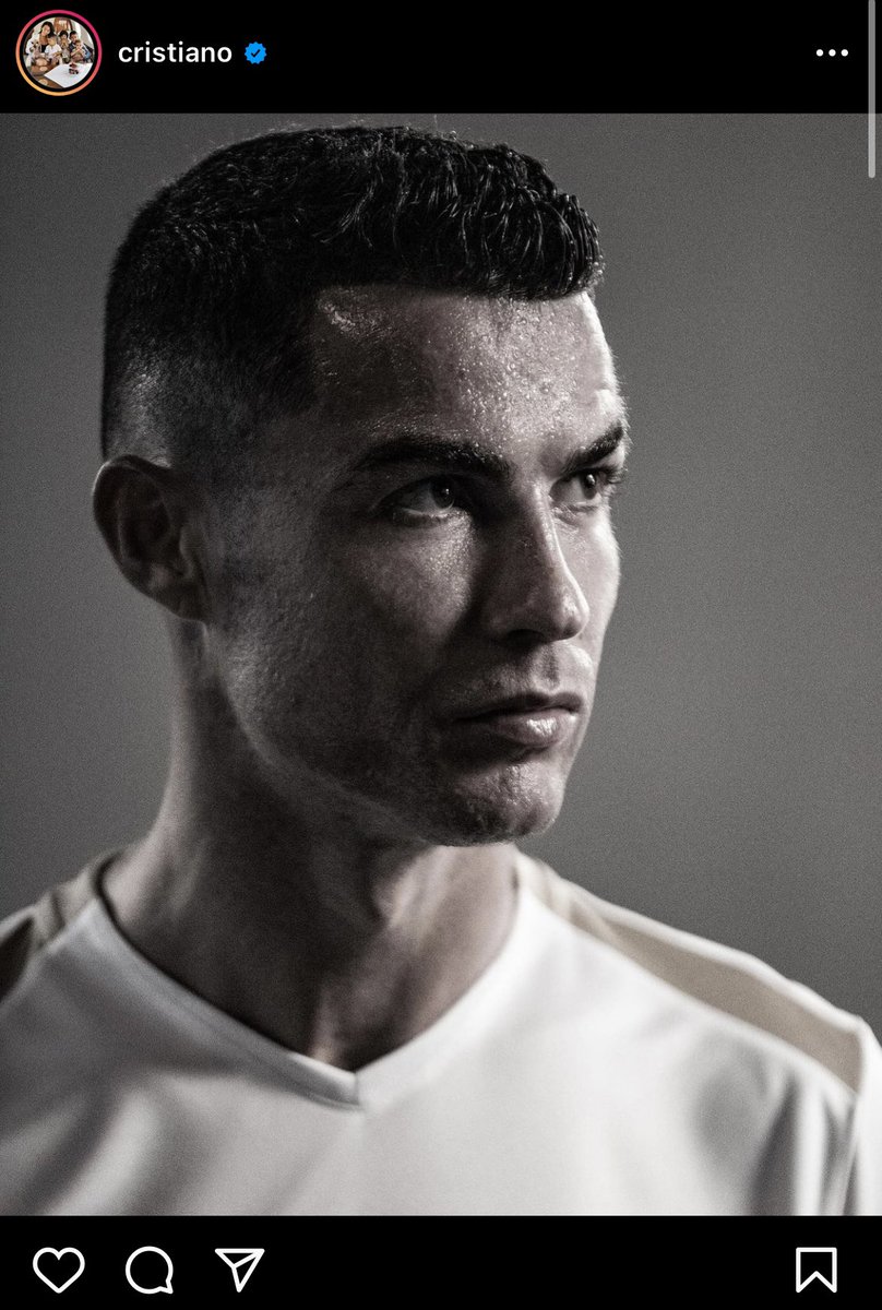 PolancoESA's tweet photo. 🚨CRISTIANO EXPLOTA 🚨

#CristianoRonaldo despotricó contra Pascal Ferré, edito en jefe de France Football y encargado de dar el Balón de Oro cada año.
Desmintió que se obsesione con superar a Messi y lo llamó mentiroso. https://t.co/3yHUJYq6af