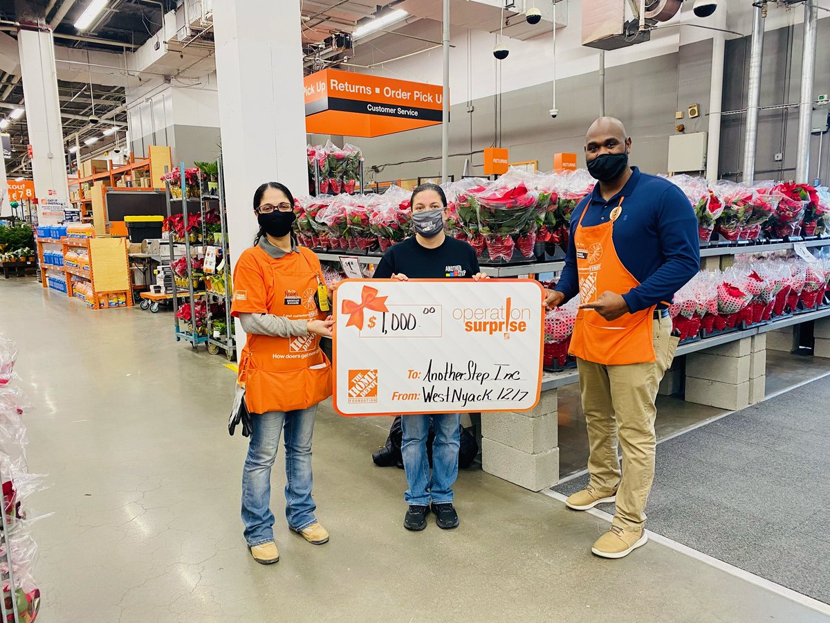 #OperationSurprise Giving Back is what we do. Thank you to AnotherStep Inc. for allowing us to help you continue to help our Community <a href="/BrolaJ/">Deb Brola</a> <a href="/daryl_hagen/">Daryl Hagen</a> <a href="/DavyDewayne/">Dewayne Davy</a> <a href="/Asm_David1217/">David Thompson</a> <a href="/faust8132/">Paul Fariselli</a>