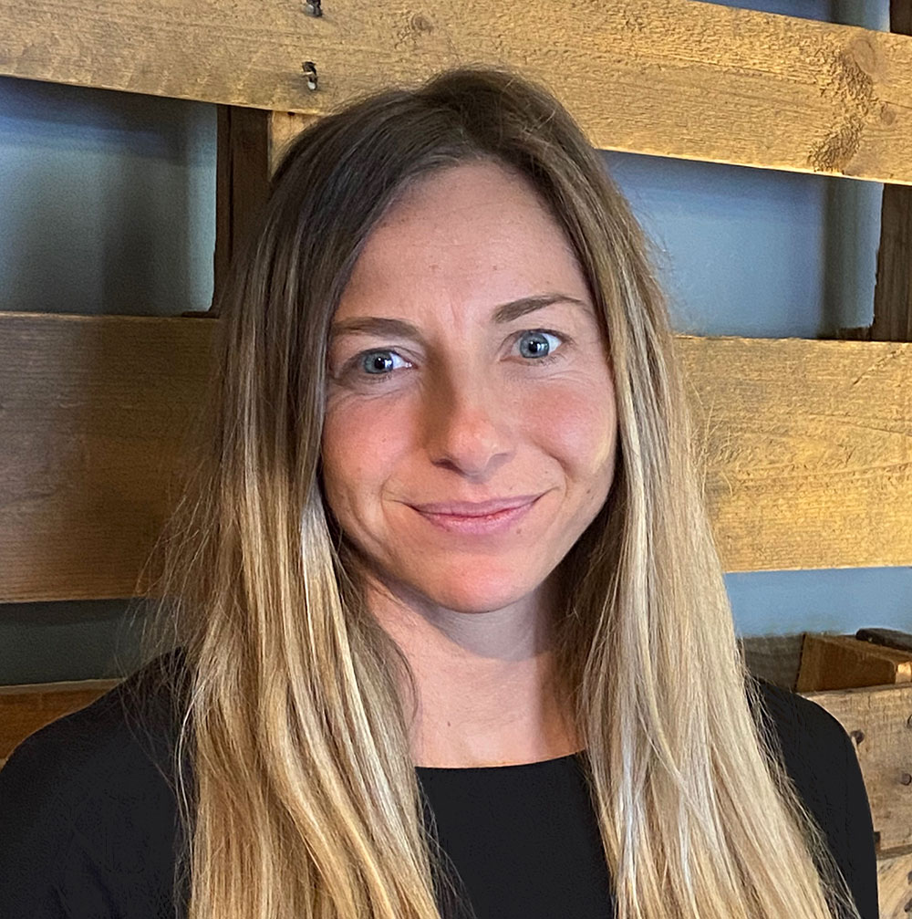 pi_supply's tweet photo. We'd like to welcome Elizabeth Ward as a new Account Manager in our Evansville office! We're thrilled to have her on the team! https://t.co/9JsdEQ4AXw