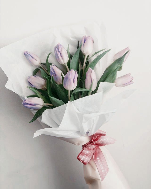 Lisianthusrp's tweet image. ⠀،𔓘 Pedido: Combo Lovebomb
⠀⠀  › De: 💘
⠀⠀  › Para: @offzmy 
⠀⠀› ✉ — ❛ eu te amo, pra sempre! ❤️ ❜