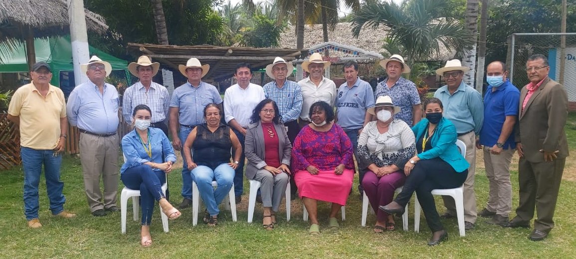 El Observatorio del #PuebloMontubio, mantuvo sesión itinerante en la ciudad de Rocafuerte con participación de líderes del Pueblo Montubio Manabí y autoridades del GAD Rocafuerte.