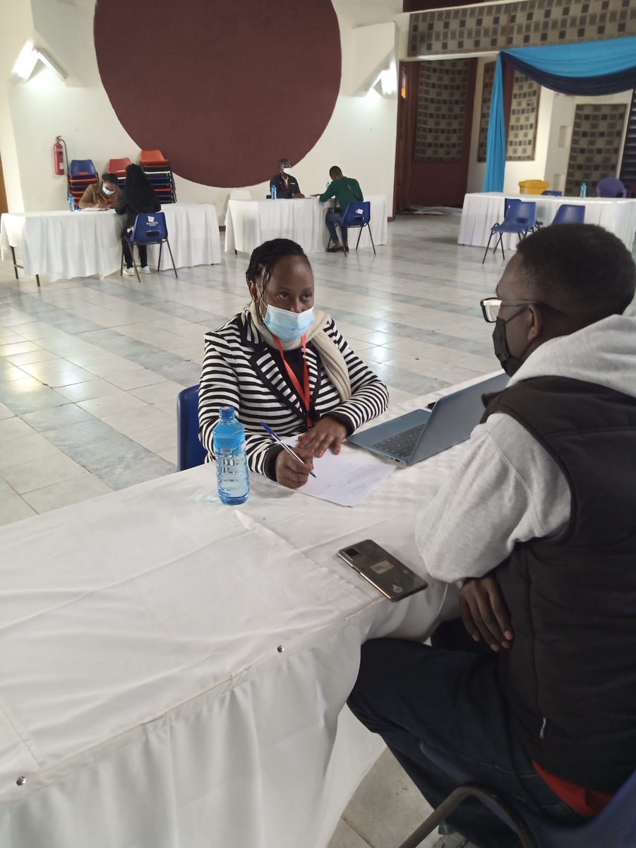 Hazel Kusa tweet media