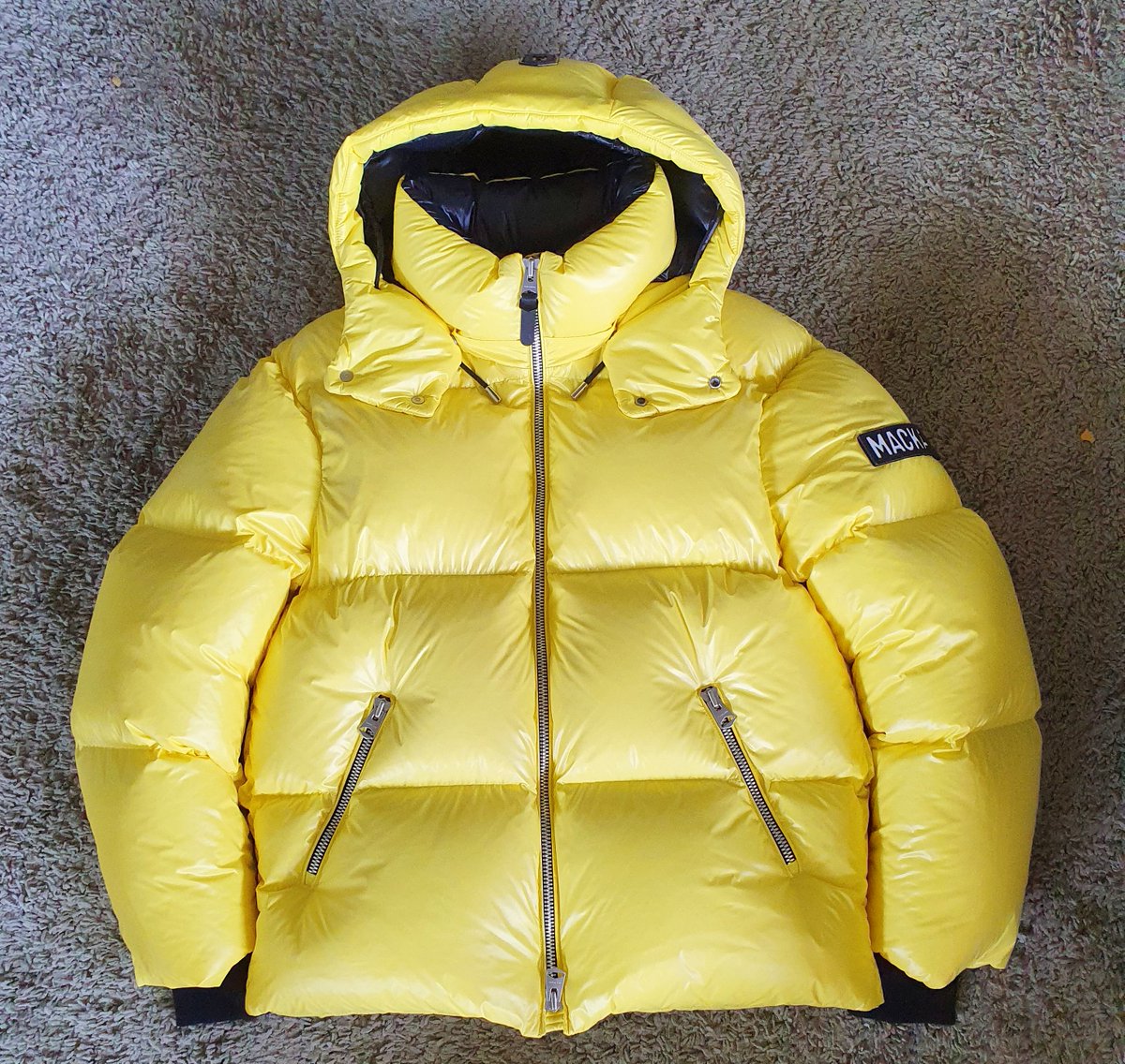 Downclubworld's tweet photo. My new Mackage down jacket Kent-R Size 40 Made in Montreal - Canada. #Mackage #Downjacke #Doudoune #Jaquetadenylon #Daunenjacke #Montreal #Canada #Megapuff #Superpuff https://t.co/qSDUIQ8Pxn