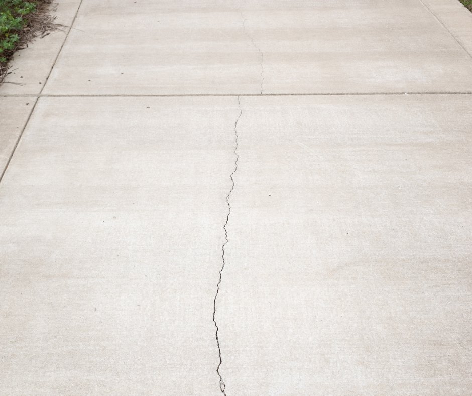 rockconcrete's tweet image. Are there cracks in your sidewalk or driveway? Get rid of those inconvenient and unflattering cracks by calling Rock Solid Concrete at (480) 496-5611. #concreteproblems #concrete #sidewalkcracks