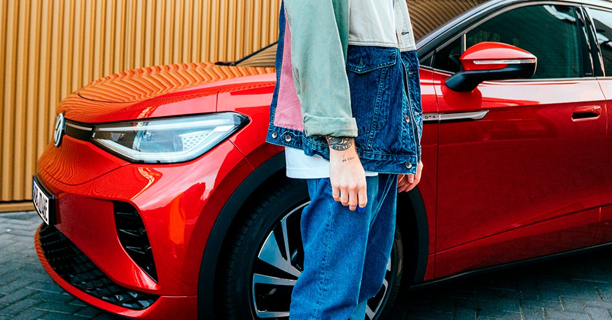 VolkswagenCo's tweet image. Pregunta solo para expertos Volkswagen:
si pudieras decidir cuál debe ser el primer Volkswagen eléctrico que traigamos al país, ¿cuál elegirías?

#estilo #diseño #WayToZero #VolkswagenWayToZero #NuevaActitud #NuevoVolkswagen #VolkswagenColombia #Volkswagen #VW