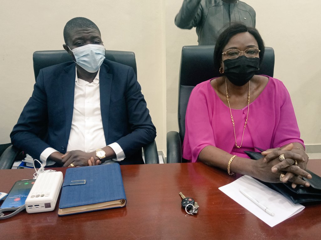 gouvbenin's tweet image. Cérémonie de signature technique des titres d'exploitation hors-réseau pour l'électrification de 38 localités entre l'#ABERME et 04 promoteurs privés dans le cadre du projet #OCEF du MCA-BÉNIN II relative à l'électrification hors-réseau de certaines localités du Bénin. #Wasexo