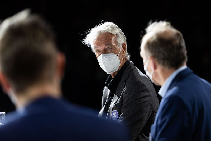 johnwbruce tweet media