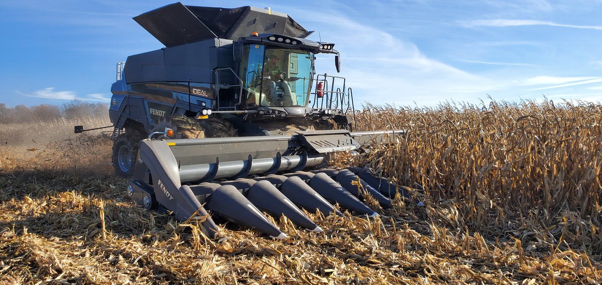 OhioStatePA's tweet photo. Winding down #harvest21 but good procedures to check #YieldMonitor calibration especially at low flows before harvesting on-farm research. @Fendt_NA @UnverferthMfg https://t.co/eEStZHLC5b