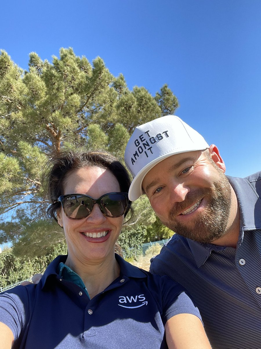 SkaffRachel's tweet photo. @ColtKnost great drive.  You must be a pro!  Your fan Rebecca.  😀 https://t.co/ZNCtYZw0Bd