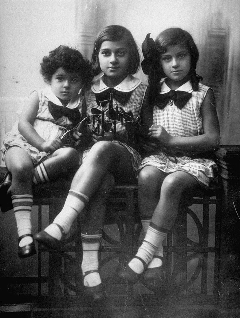 Pictured from left to right: Anna, Sabina and Ester.