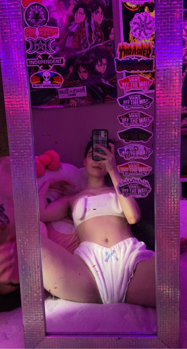 2 pic. i haven’t worn this set in awhile ʅʕ•ᴥ•ʔʃ https://t.co/lNXQnoWX8H