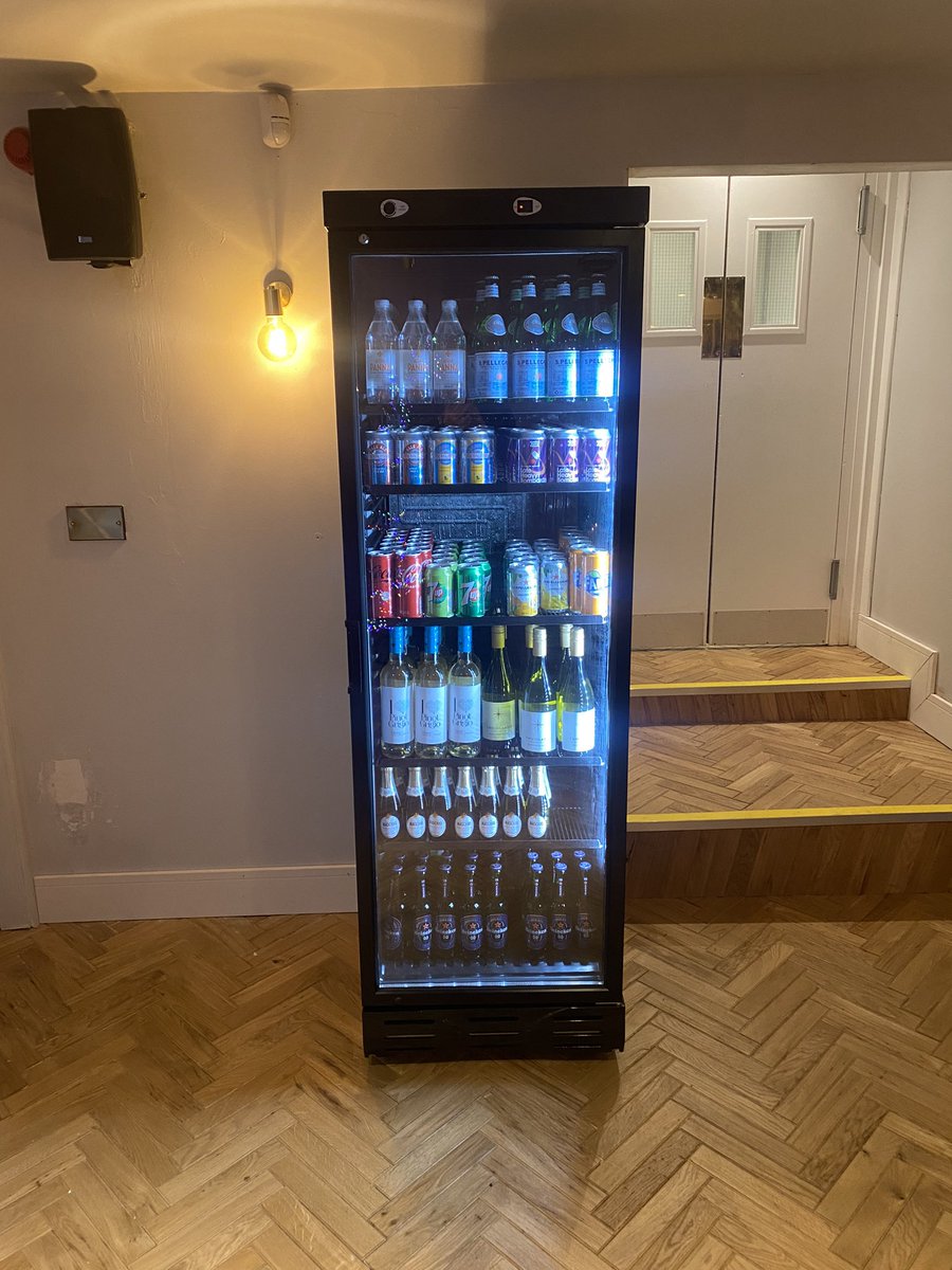 CaterEquipIRL's tweet photo. Fancy Chips of a Monday night? YES PLEASE!!!! Congratulations to Kevin Walsh and all at Fancy Chips in Tramore. What an addition to the town! Food is stunning. #fancychips #murco #murcocatering #blueseal #fastfri #turbofan #Krupps #thesis #fastfood #waterford #tramore https://t.co/b9bNOysA3c