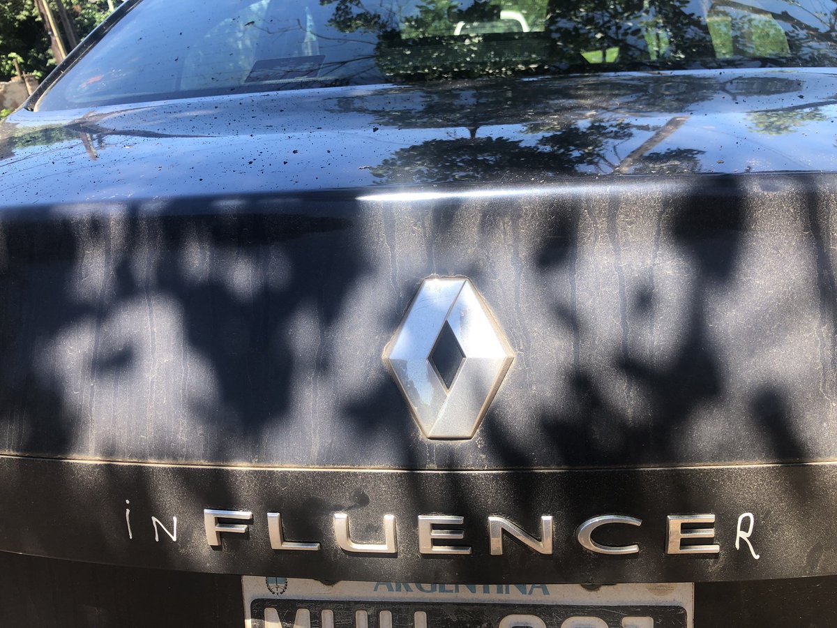 OctaFigueroa's tweet photo. Mi viejo re caliente contándome que le rayaron el auto
Yo viendo lo que le escribieron: https://t.co/q8IDoxTJaX