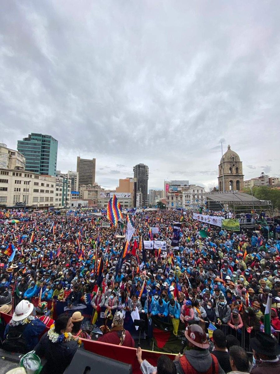 ✊🏾✊🏼✊🏽✊🏿 🇧🇴 #Bolivia  #SoloElPuebloSalvaAlPueblo #MarchaPorLaPatria