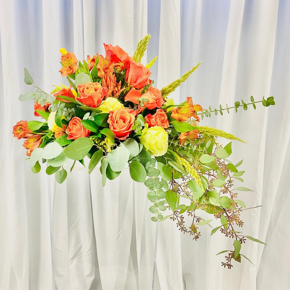 TreBellaEvents's tweet image. Beauty is in the eye of the beholder, so we'll make sure your wedding florals are made to pop!