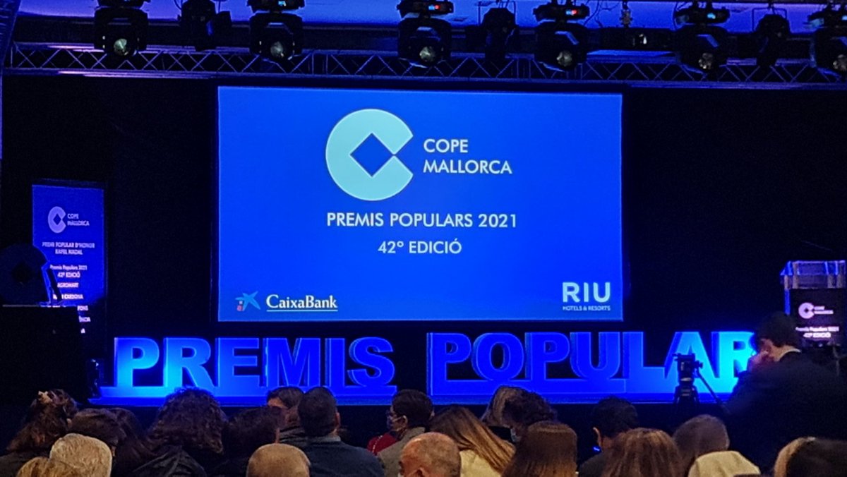 CCOOBalears's tweet photo. Enhorabona a @CopeMallorca per la 42 edició dels #PremisPopulars 2021. Uns guardons que reconeixen a institucions i entitats i persones que contribueixen a la millora social. https://t.co/5Bv9G1ltSE