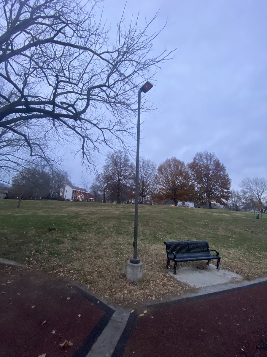 Rethmeyer's tweet photo. @KCMO311 @KCMOParks Migliazzo playground park light cycles frequently and may need a bulb replaced. Also rung on ladder is broke. Minor Drive and Pennsylvania. https://t.co/iWlU06BvJd
