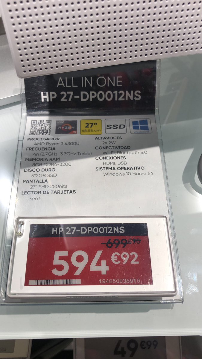 botadechatarra's tweet photo. @Fnac_ESP podrían aclararme su “política de empresa” según comenta un trabajador.
Publicitan estos @HPEspana en su web.pone q no hay online pero si en tienda. Me acerco a la tienda que tiene disponibilidad y me dicen q no lo tienen. Que solo tienen los expuestos y no me lo venden https://t.co/CXqPpjyRIN