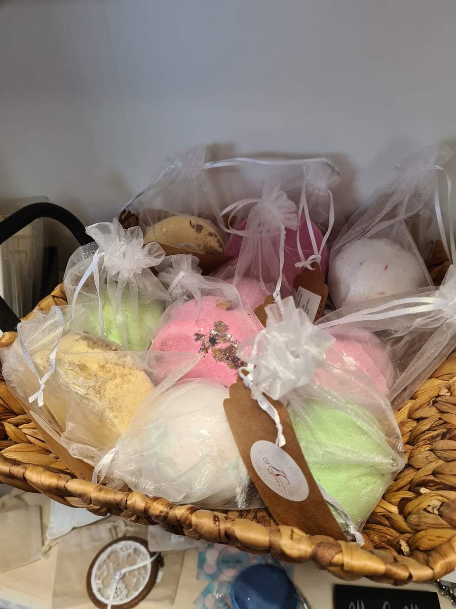 Volunteersnw's tweet photo. Check out our selection of handmade gifts for Christmas or a special occasion from local artists &amp; crafters here at Langney Community Cafe 

The cafe is open every Tuesday, Wednesday and Thursday 9am-2pm https://t.co/kDeq7Siaga