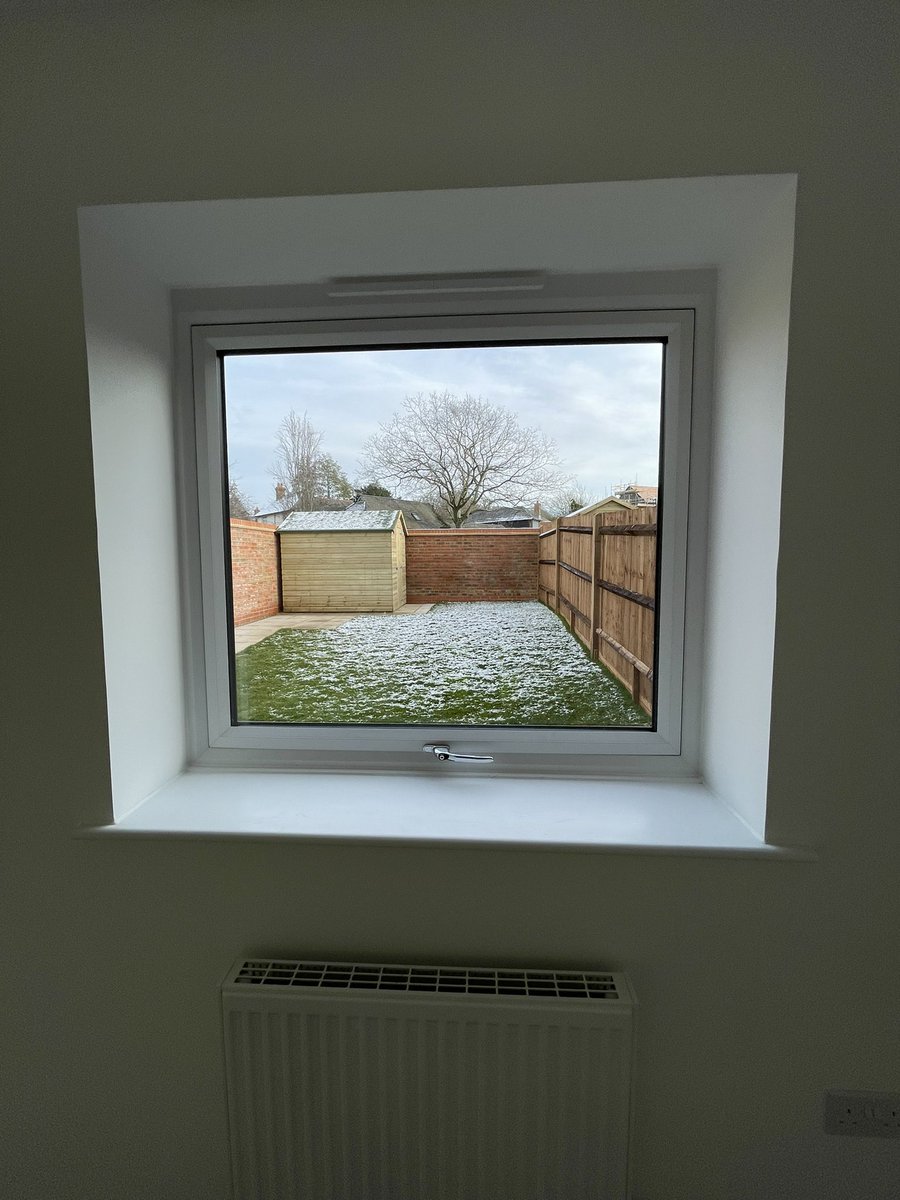 TraceyO20's tweet photo. No snow day for me today… much more fun to be had taking handover of some more rented &amp; #sharedownership #newhomes lovingly built for us by @CALAHOMES in Liss. Thanks for a super smooth handover @ThorntonFirkin. https://t.co/zFFBH33VYp