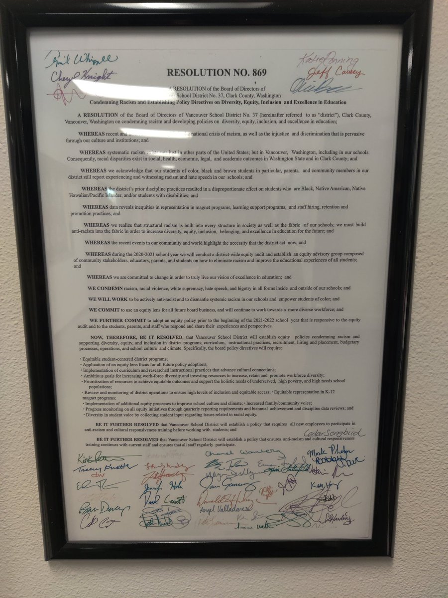 Bobbie Lowe tweet media