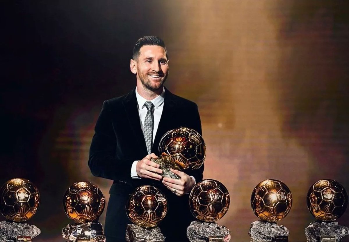 anime_argentina's tweet photo. Lionel Messi consiguió su séptima esfera del dragón... ¿Que creés que le va a pedir a Shen Long?
#BalondeOro #DragonBall https://t.co/OcGu4mEWn2