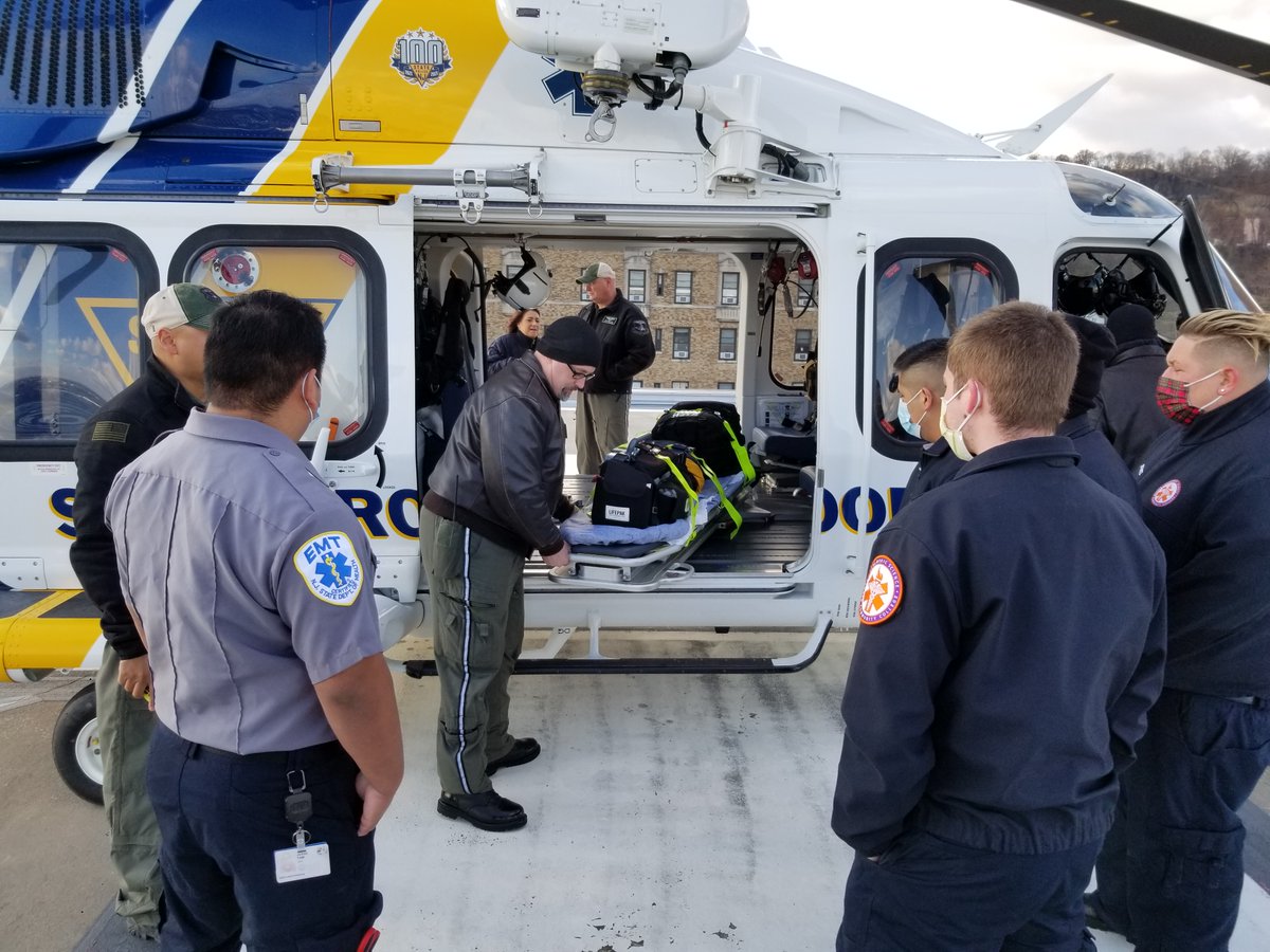 SteveWeinman's tweet photo. Trauma Center Tour Day for the paramedic students from Bergen Community College.  Special thanks to the @NJSP and the Northstar Crew for an excellent introduction to flight medicine! https://t.co/85WHTkSwRw