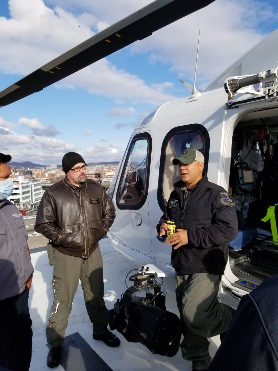 SteveWeinman's tweet photo. Trauma Center Tour Day for the paramedic students from Bergen Community College.  Special thanks to the @NJSP and the Northstar Crew for an excellent introduction to flight medicine! https://t.co/85WHTkSwRw