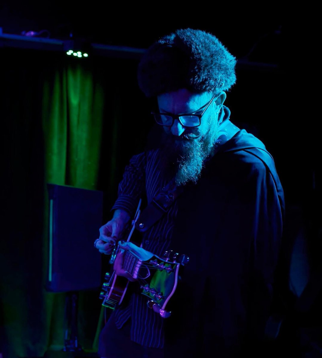 Volcano_Kings's tweet photo. John Val Jean Adams | News Cafe 11•26•21
.
.
Photo | James Lastowski https://t.co/8jYF19gtxQ