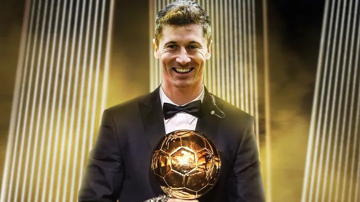 LightPronos's tweet photo. Mon Ballon d'Or : Robert Lewandowski 🇵🇱 https://t.co/bswBKNMvDF