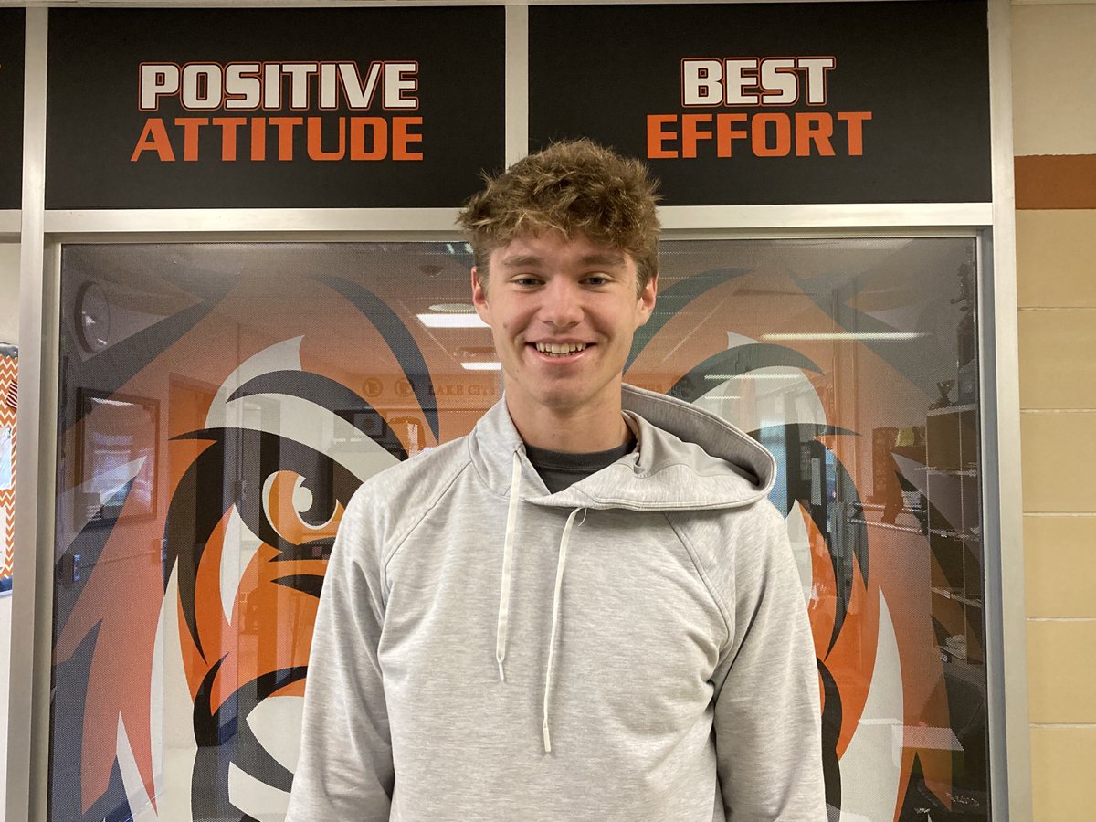 Congratulations to Carson Matzke for being named to the class AAA Academic All-State team and to Justin Wohlers for being named SE Red District Player of the Year!