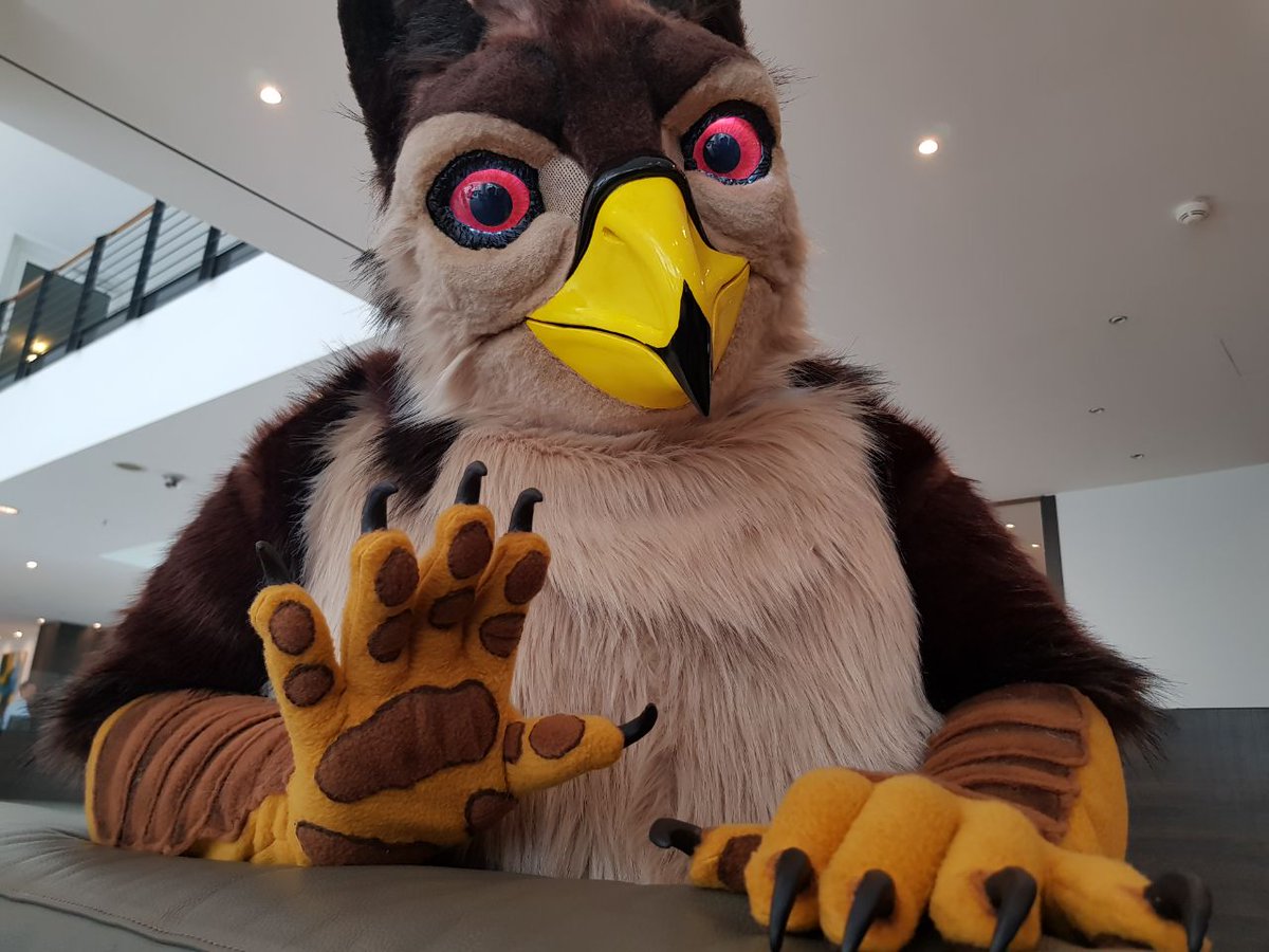 Tobias the Griffin tweet media