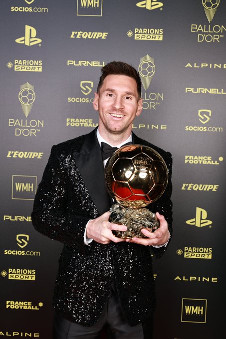 Cristiano Ronaldo reacts to Lionel Messi winning Ballon d'Or - Futbol on  FanNation