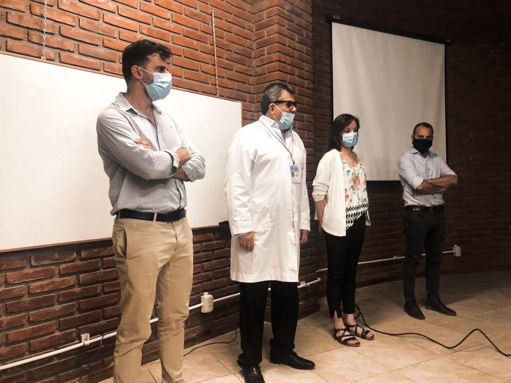 PAMI_org_ar's tweet photo. 🏥 Primeras jornadas interhospitalarias de calidad y seguridad del paciente.

Se llevó a cabo en el Hospital Houssay de PAMI en Mar del Plata. Trabajamos para mejorar la calidad y brindar una mejor atención a las personas afiliadas. https://t.co/yx1ZdGCOYI