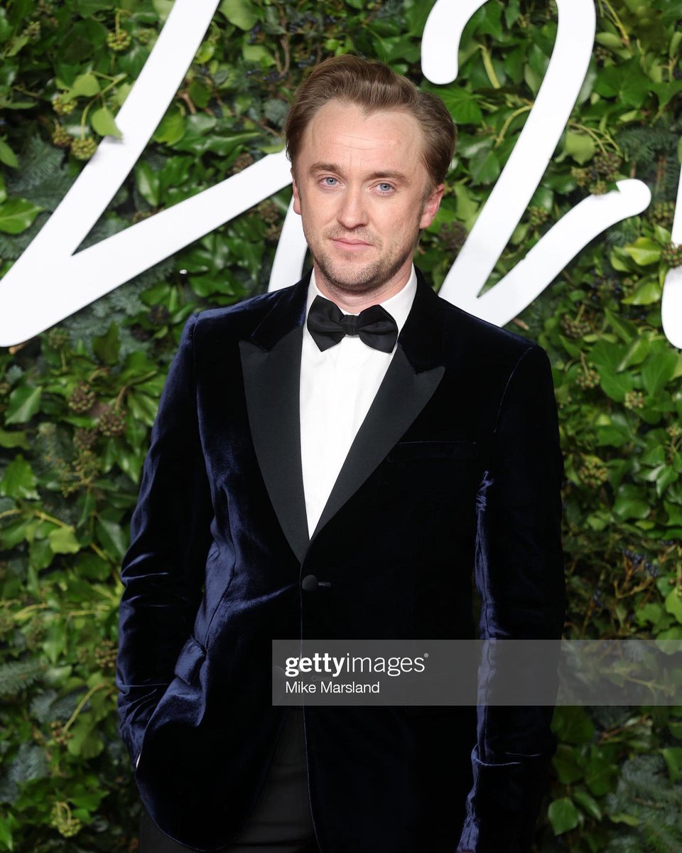 ItaT22Squad's tweet photo. 📸 @TomFelton attends The Fashion Awards 2021 at Royal Albert Hall on November 29, 2021 in London, England. 

Credits: Mike Marsland &amp; John Philips/BFC (Gettyimages)
#tomfelton https://t.co/9y4tbLYttX