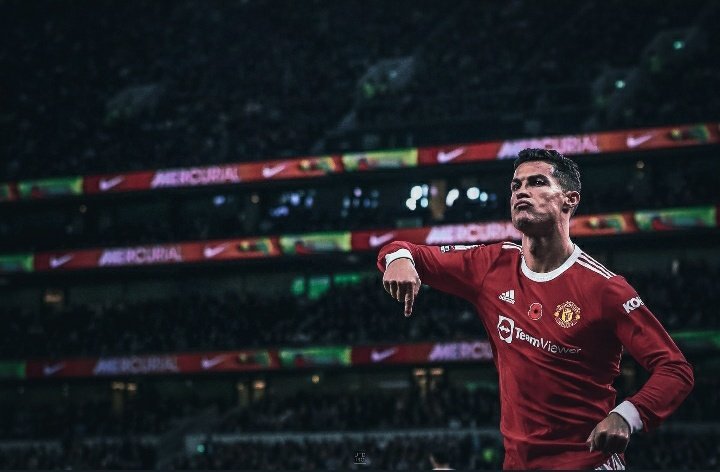 ronaldocuyumm's tweet photo. Ömrüm yettiğince seni savunacağım... https://t.co/zaofxE7xKs