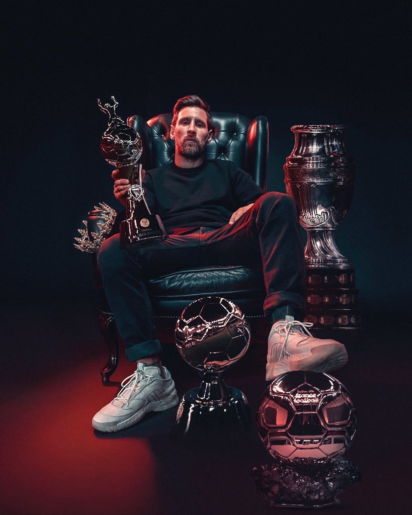 ibo_khalid's tweet photo. 🤩👋🏼
#BallondeOr #MessiBallonDor https://t.co/fyrluwAzI7