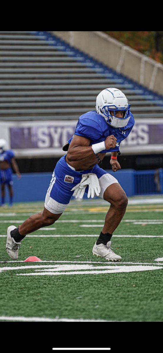 Ty__Griffin's tweet photo. MY RECRUITMENT IS 100% OPEN‼️
-6’4 225lbs OLB/DB ATH
-Class of 23’ 
⭐️Graduate with 3 years left of eligibility 
-uncommon talent and work ethic 
Email- griffintyrone8@gmail.com https://t.co/nU2IHtwgCC