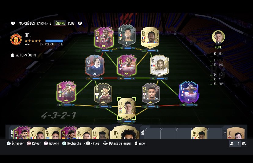 StevanKambrun49's tweet photo. @HayzaaFUT Salut hayza voici ma team, une équipe plutôt originale. Je compte changer Banza par Benzema car apparemment Benzema est très fort et voici ma compo en game. https://t.co/wwCOBBZvlL