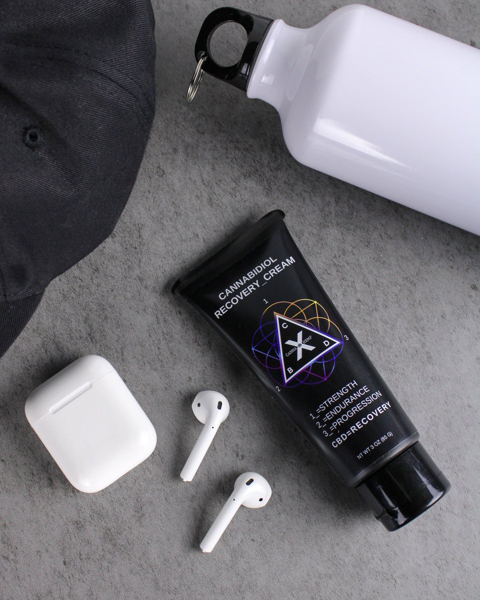 Stay active and recover smarter 😉 for the athletes who loves CBD. 

#CyberMondayDeals Get 50% off today only! cannahempx.com

#CannaHempX #CBDforathletes #CBDrecovery #cbdwellness #cbdforthepeople #cbdcommunity #cbdlifestyle