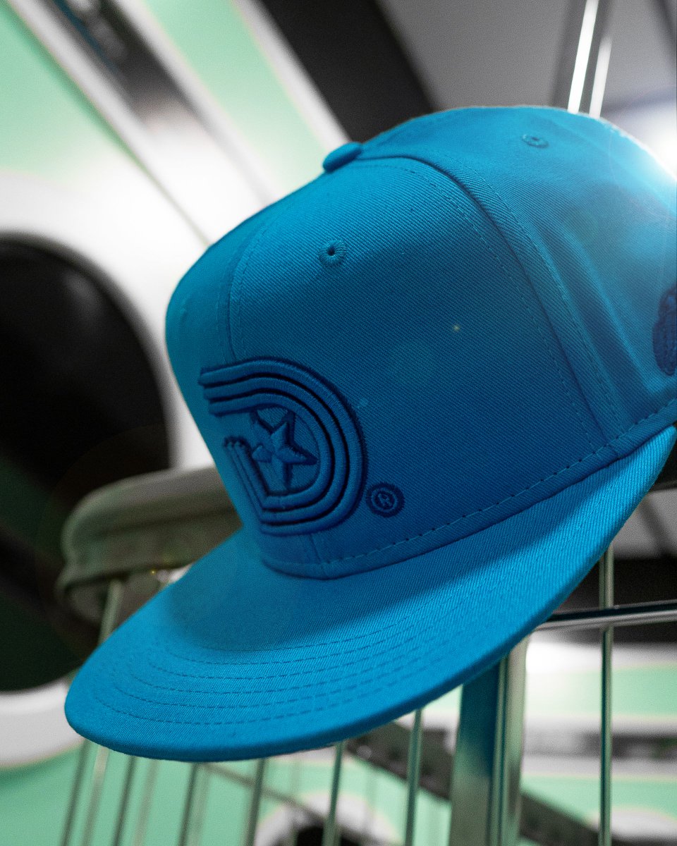 TripleDgear's tweet photo. The Classic Tonal Royal Reef Snapback. This cap includes a royal blue body and underbill. The Royal Reef features a royal blue triple D logo on the front and an embroidered Pegasus wing on the left pale. 

Get Yours Here! ---> https://t.co/dWDcqD1TOR https://t.co/MKX6b82dyC