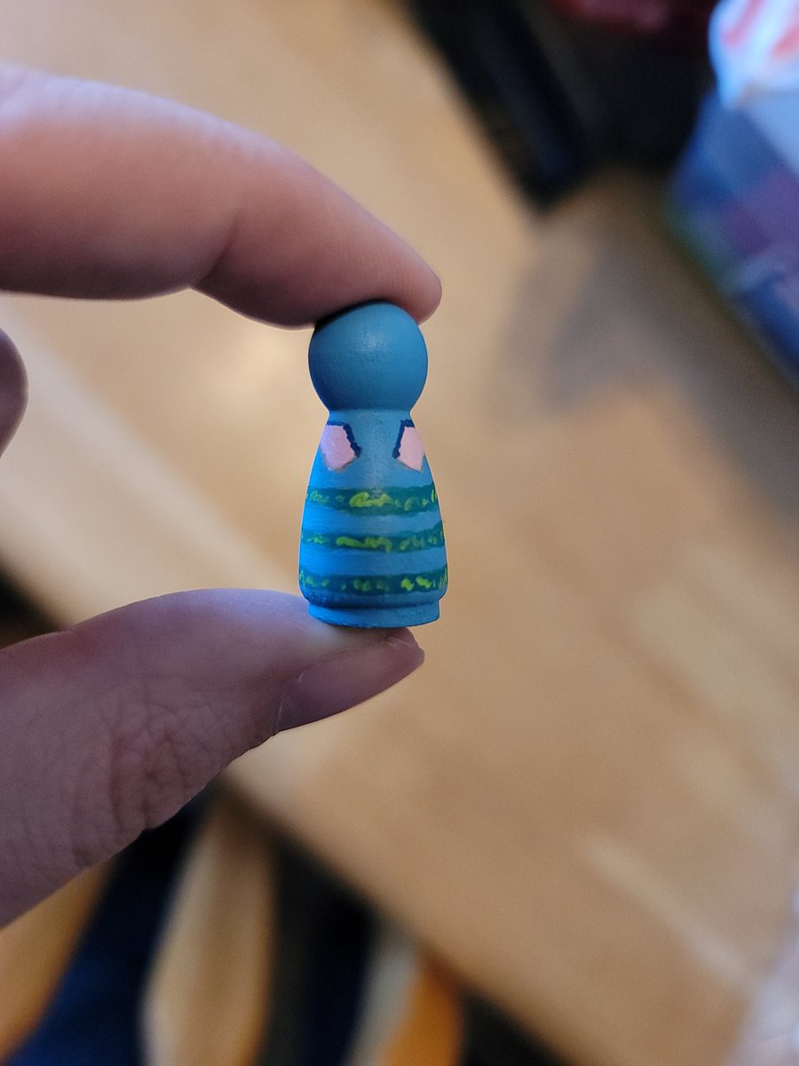 Dyana54134460's tweet photo. Next Lost Kingdoms peg doll: Phooka! (unfinished) I may add some lighting to its gem, outline things (like its sleeves), or more coats of paint before sealing it. #LostKingdoms #LostKingdomsII #RUNE #RUNEII #ルーン #ルーンII #Phooka #プーカ #PegDoll https://t.co/FiEtIwZOeQ