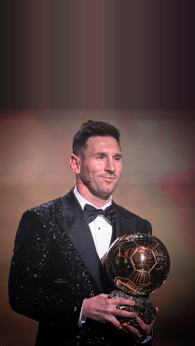 plank_ton_10's tweet photo. #𝐋𝐌𝟕..🥵🖤🔥
.
.
.
.
#Messi #GOAT #Legend #messiballondor2021 #MessiBallonDor #BallonDor #BallonDor2021 #LionelMessi #leomessi #LM7 https://t.co/bOvojRhclZ