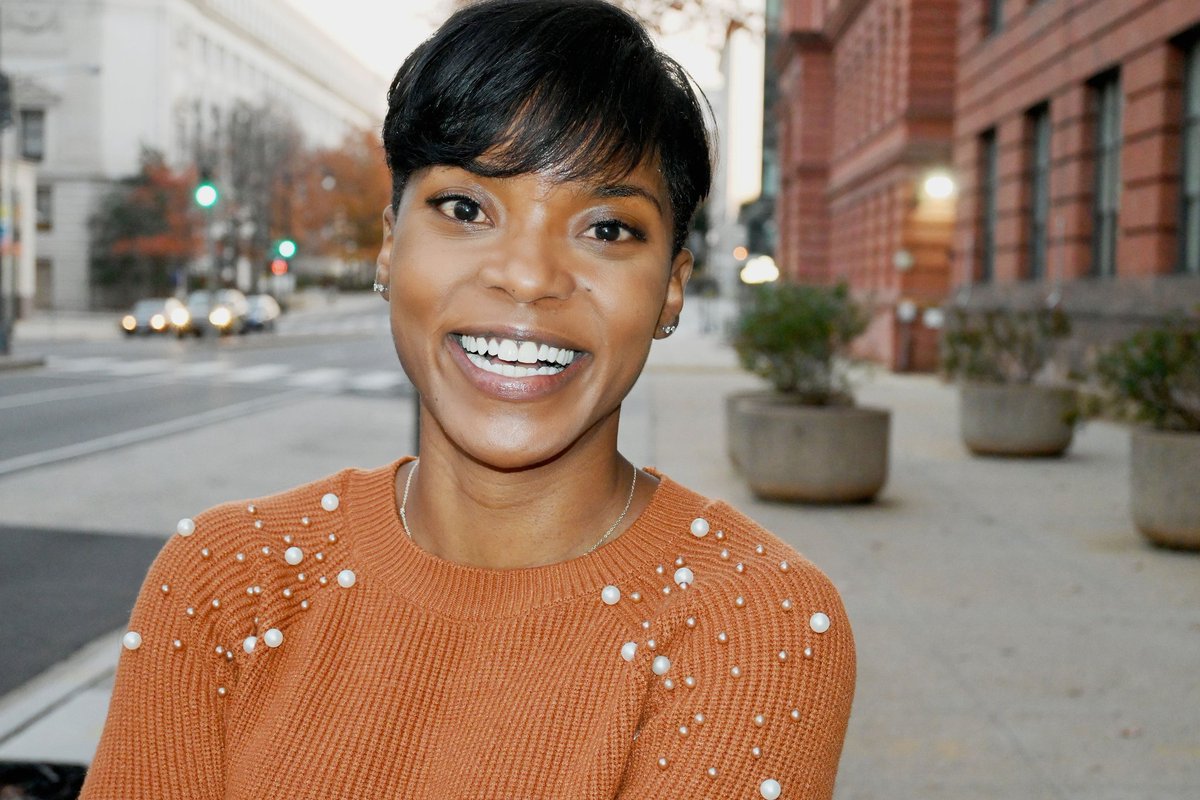 shumerria's tweet image. #mondaymotivation Never forget to smile 😃 Have a good week Twitter Fam! #smile #happiness #positivevibesonly #picoftheday