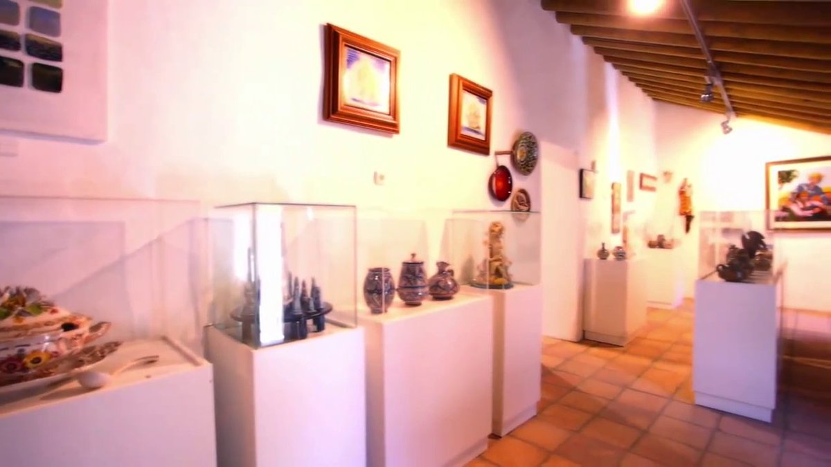 PedroAlcalde19's tweet photo. También hemos podido visitar nuestro Museo Taller de Cerámica. #AEC #FOdeCA #FiestaDeLaCabraMalagueña #Casabermeja #CampoDeCámara #ProvinciaMLG https://t.co/6kuQovYyvk