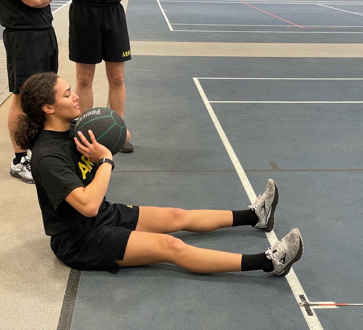 UDrotc01's tweet photo. This morning we conducted the Occupational Physical Assessment Test (OPAT) which consists of a deadlift, seated power throw, standing long jump, and an interval aerobic run.

#PantherBattalion
#twoschoolsonemission

#leaderswanted
#3rdbrigaderotc
@armyrotc
@3rdrotcbrigade
@goarmy https://t.co/14ttmoOp5X