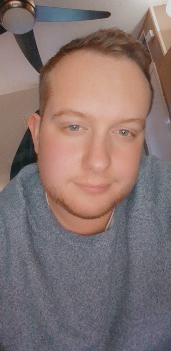 StuartMichael_'s tweet image. Had a great birthday, start of chapter 27 🍻