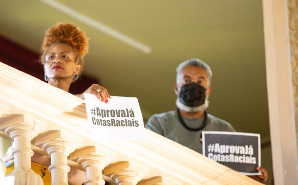 redeptbrasil13's tweet photo. Câmara de Curitiba aprova cotas étnico-raciais para concursos da prefeitura - Núcleo Luciano Lepera | Rede PT - https://t.co/k7lZNiB8TD

#AVerdadeVenceu #2AnosLulaLivre #20NovForaBolsonaro #DireitosNaRede https://t.co/a1O23pWQED